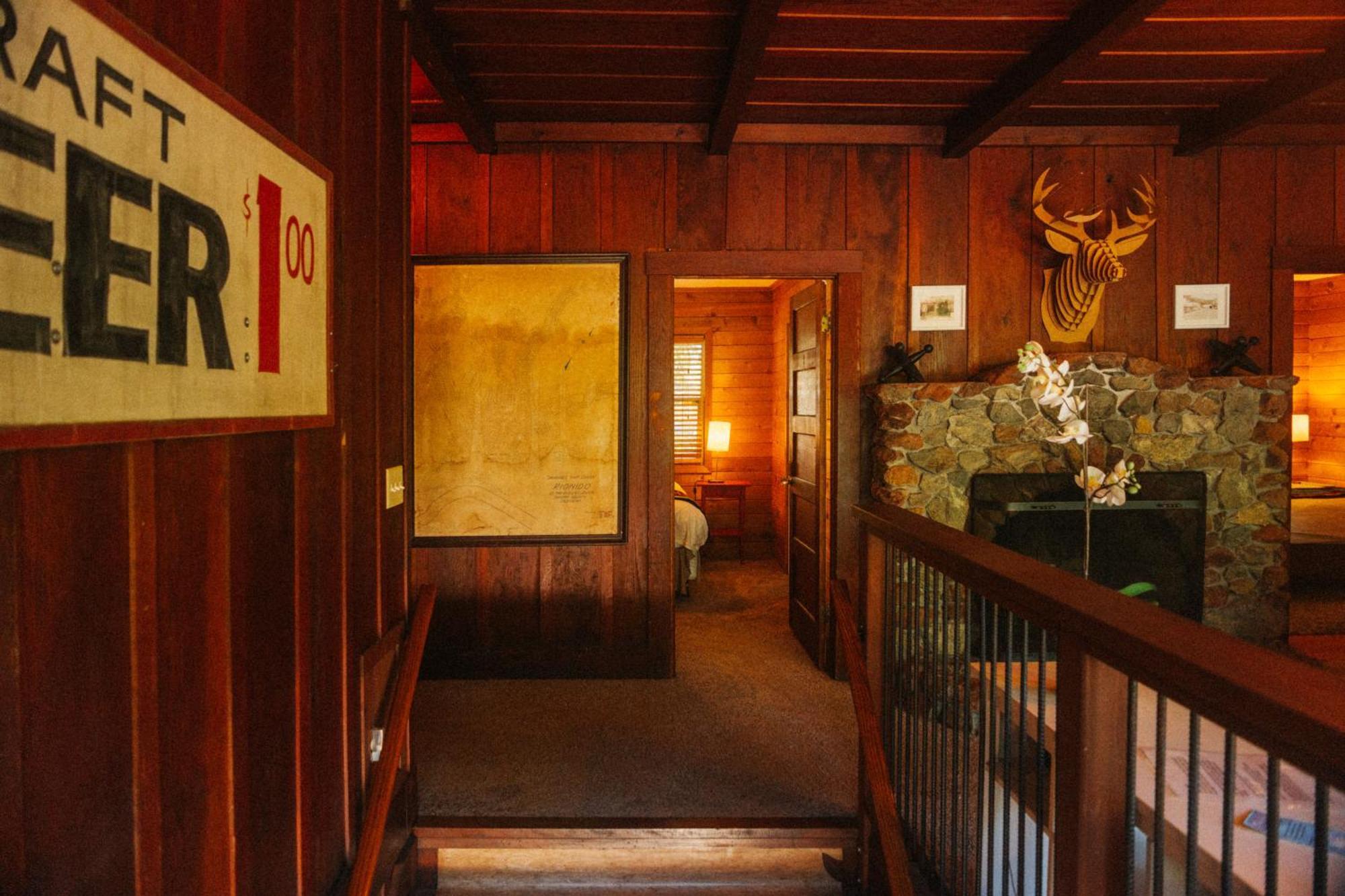 Johnson's And Lodge *